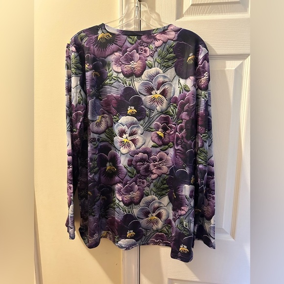 Women’s purple flowered long sleeve shirt size XL. Very soft thin material. - Picture 2 of 3